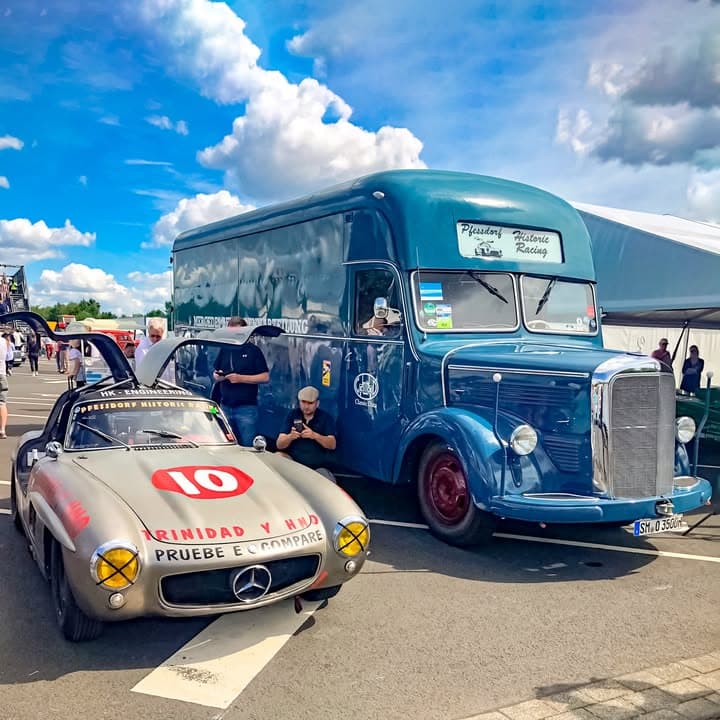 В Німеччині відбувся масовий фестиваль ретро авто культури - Classic Days 2022 Фестиваль Classic Days 2022 відбувся на минулих вихідних (6-7 серпня) в Дюссельдорфі 🇩🇪 і вразив нас своїм феноменальним успіхом - 5