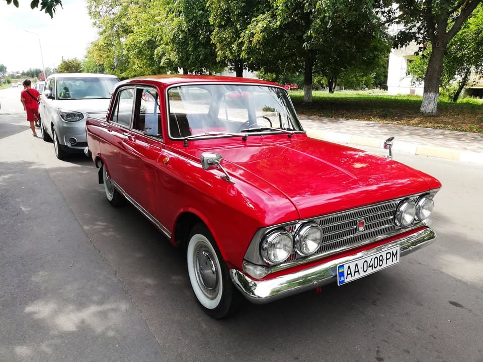 Київською областю проїхали десятки ретро автівок - 7